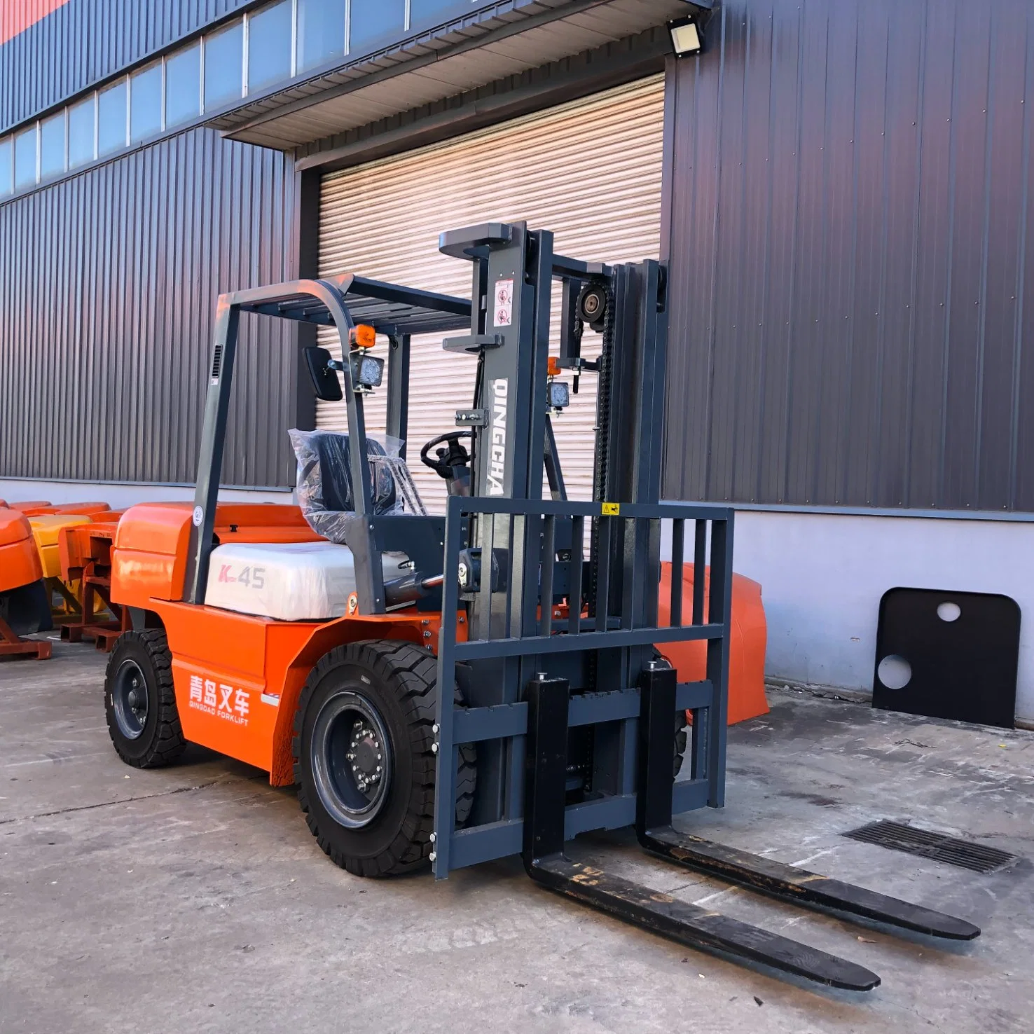 Factory Diret Sale 3ton 4 Ton 5 Ton 6 Ton CE Certificate 2m 3m 4m 5m Liting Height Diesel/Gasoline Forklift