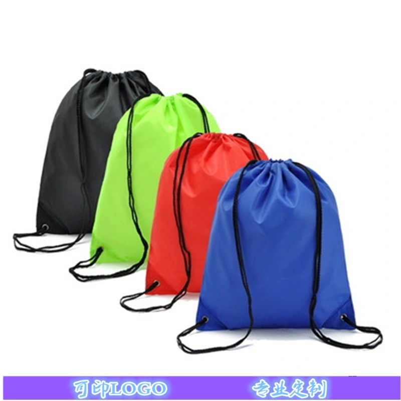 Mayorista 210D paquete de poliéster bolsillo nylon cordón ajustable hombro Mochila plegable