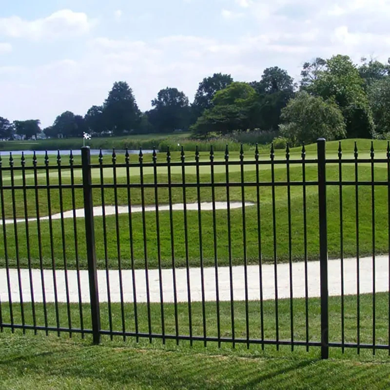 Créer un charmant jardin Oasis avec panneau de jardin clôture métallique