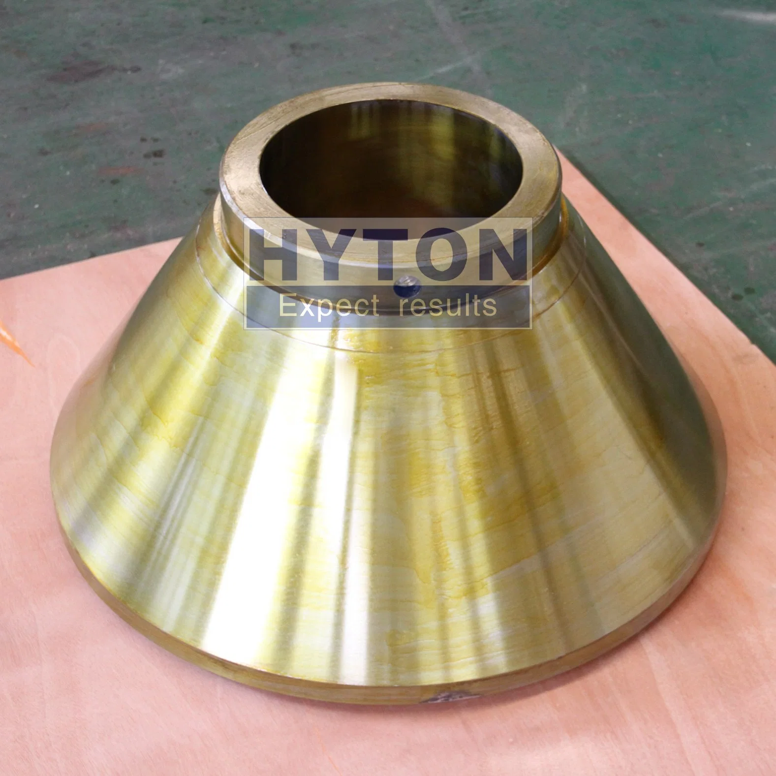 Mining Machinery Parts Head Suit CH420 Cone Crusher Spares