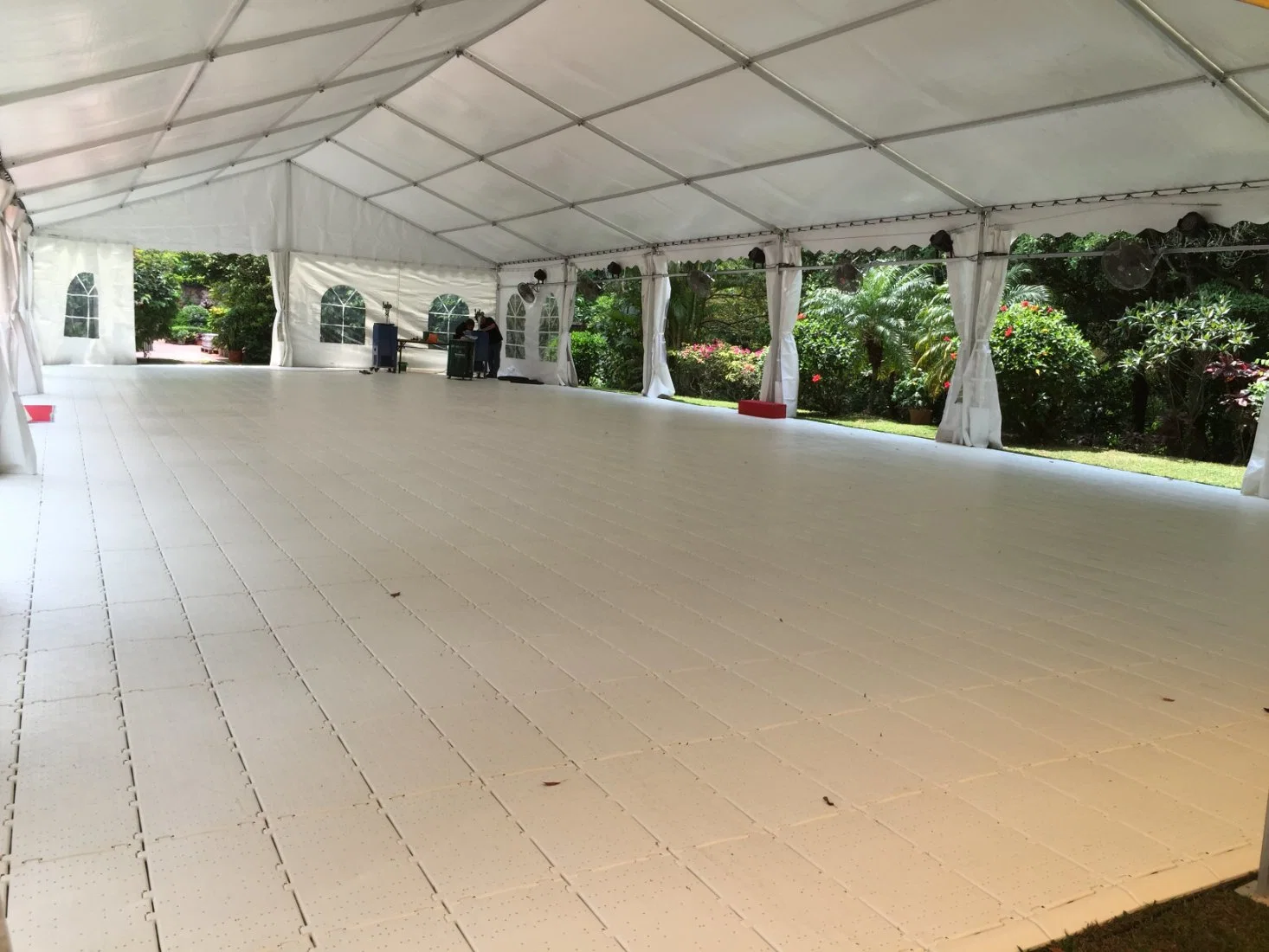 High Quality Multi-Functional Portable Event Tent Flooring and Camp Floor