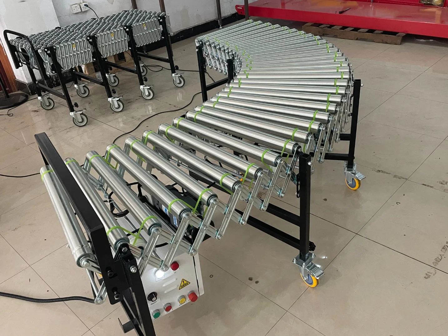 Economic Type Flexible Roller Conveyor Telescopic Automatic Roller Conveyor Durable Flexible Powered Roller Conveyor-O Belt