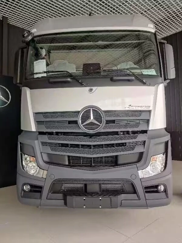 Mercedes Benz Actros 6X4 Traktor