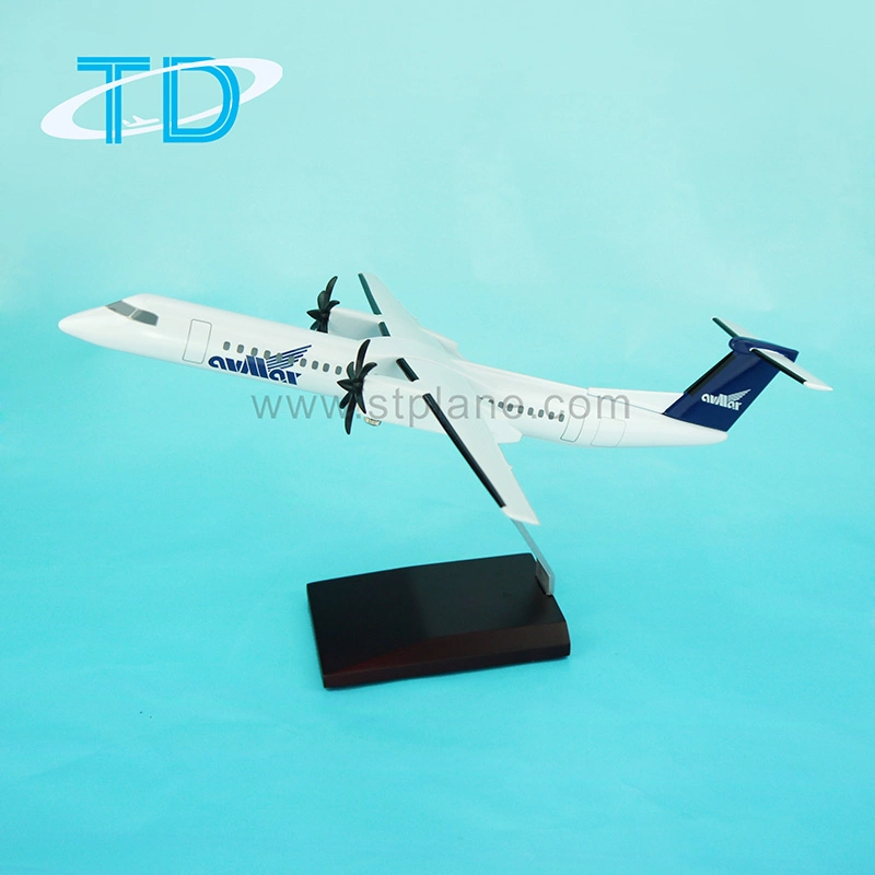 Avmax Q400 a escala 1: 100 33cm modelo de resina de Bombardier