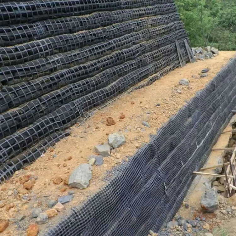 Biaxial Geogrid PP Plastic Geogrid From China Largest Geosynthetics Factory with Low Price