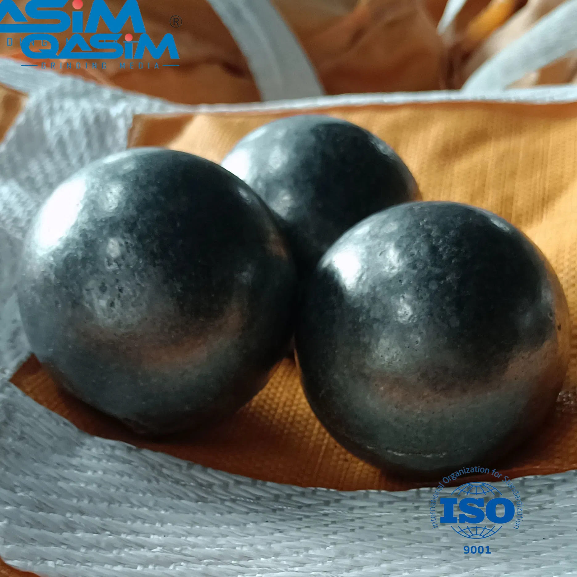 20mm-150mm High Chrome Steel Casting Alloy Grinding Media Ball Mill Balls Low Price