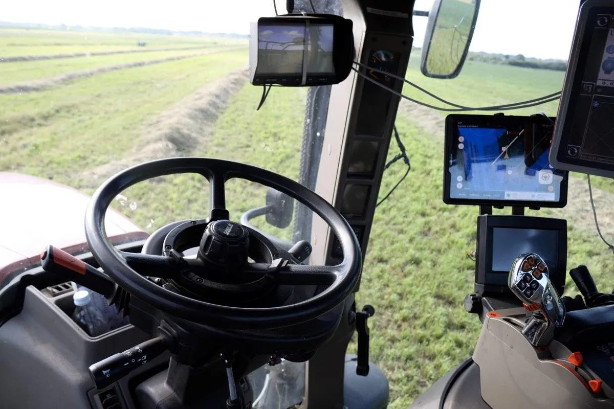 مجموعة نظام التوجيه الآلي للجرار GPS دقة نظام التوجيه الآلي الزراعة Trimble Cfx 750 Auto