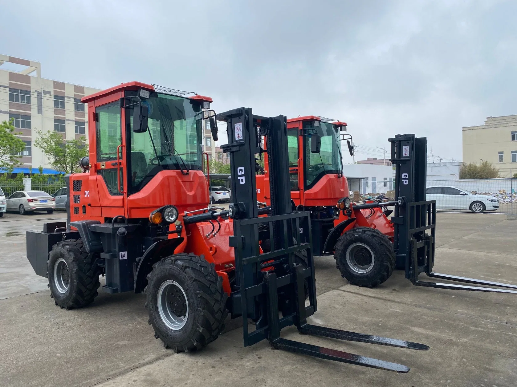 Manual Construction Equipment Sale Reach Brand All Terrain Forks for Made in China 4WD Hydraulic Manual Diesel Forklift Price