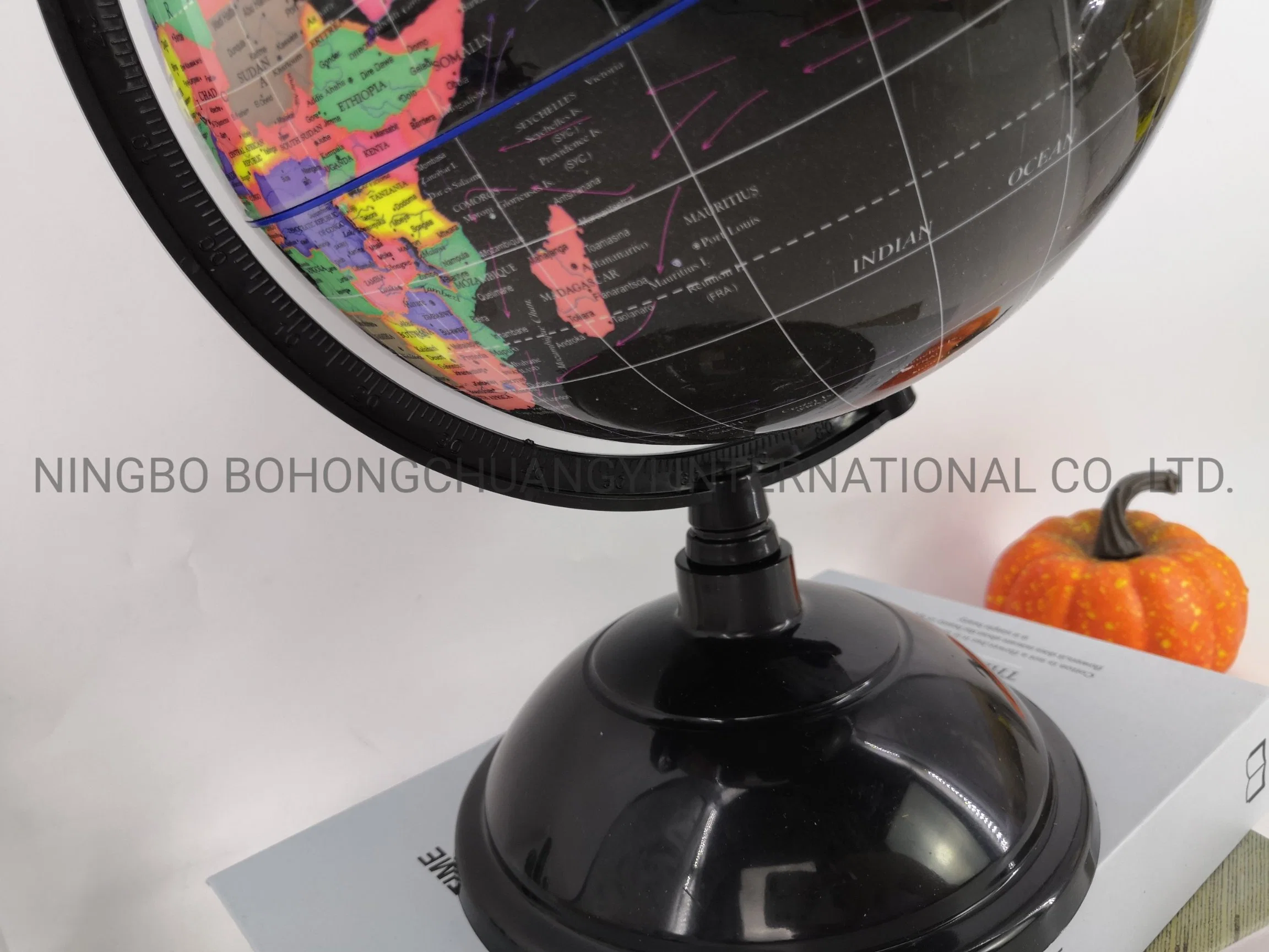 20cm Desktop Arched Teaching Globe with World Map with Plastic Stand Promotional Gift