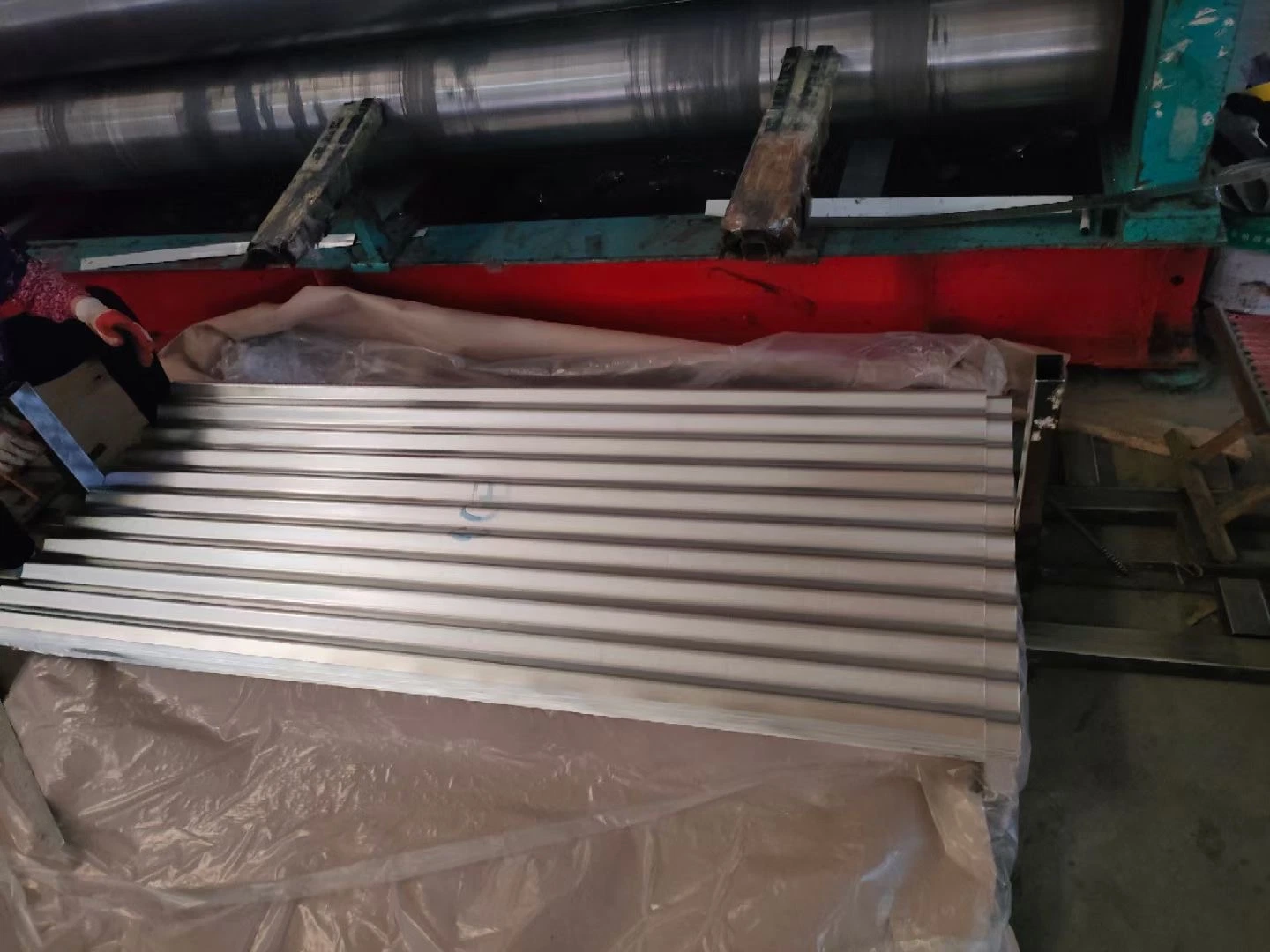 Gi Corrugated Steel Sheet Galvanized Steel Roofing Sheet