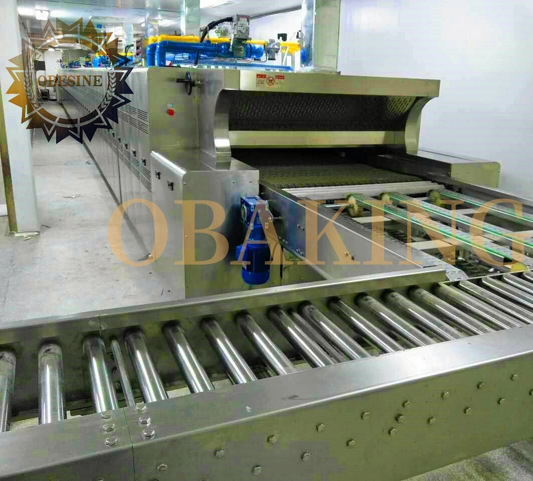 Commerical Cake Bakery Equipment Industrial Automatic Sandwich Cake Swiss Roll Production Line