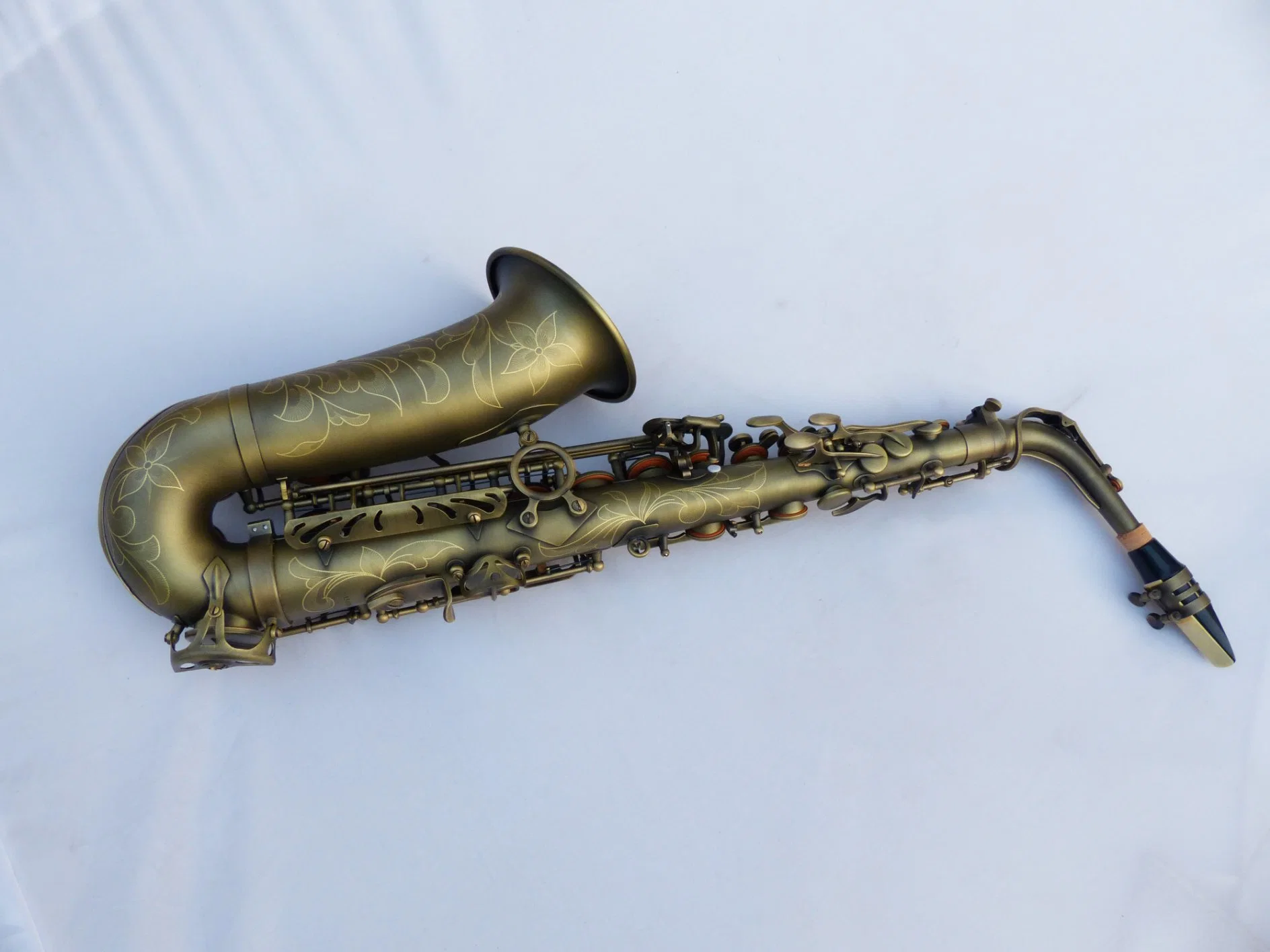 Archaized Bronze Body Alto Saxophone Manufacturer Handmade