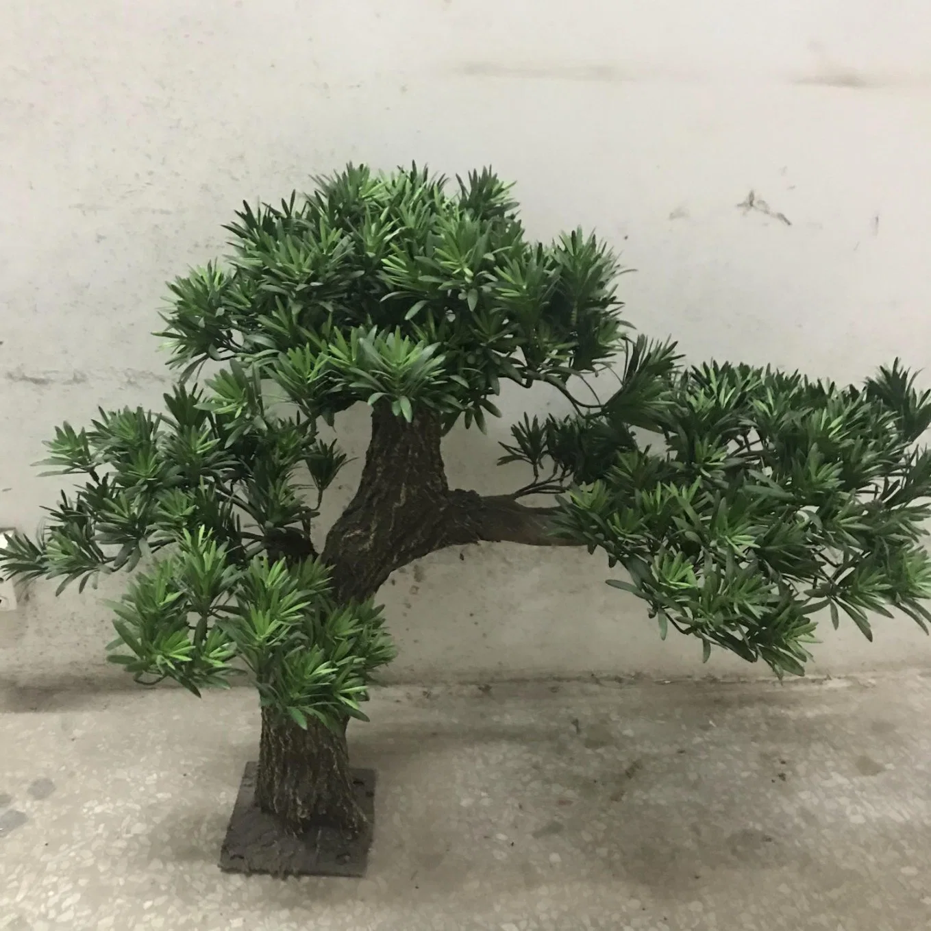 Customized Artificial Trees 3m Fiberglass Artificial Pine Trees for Decoration