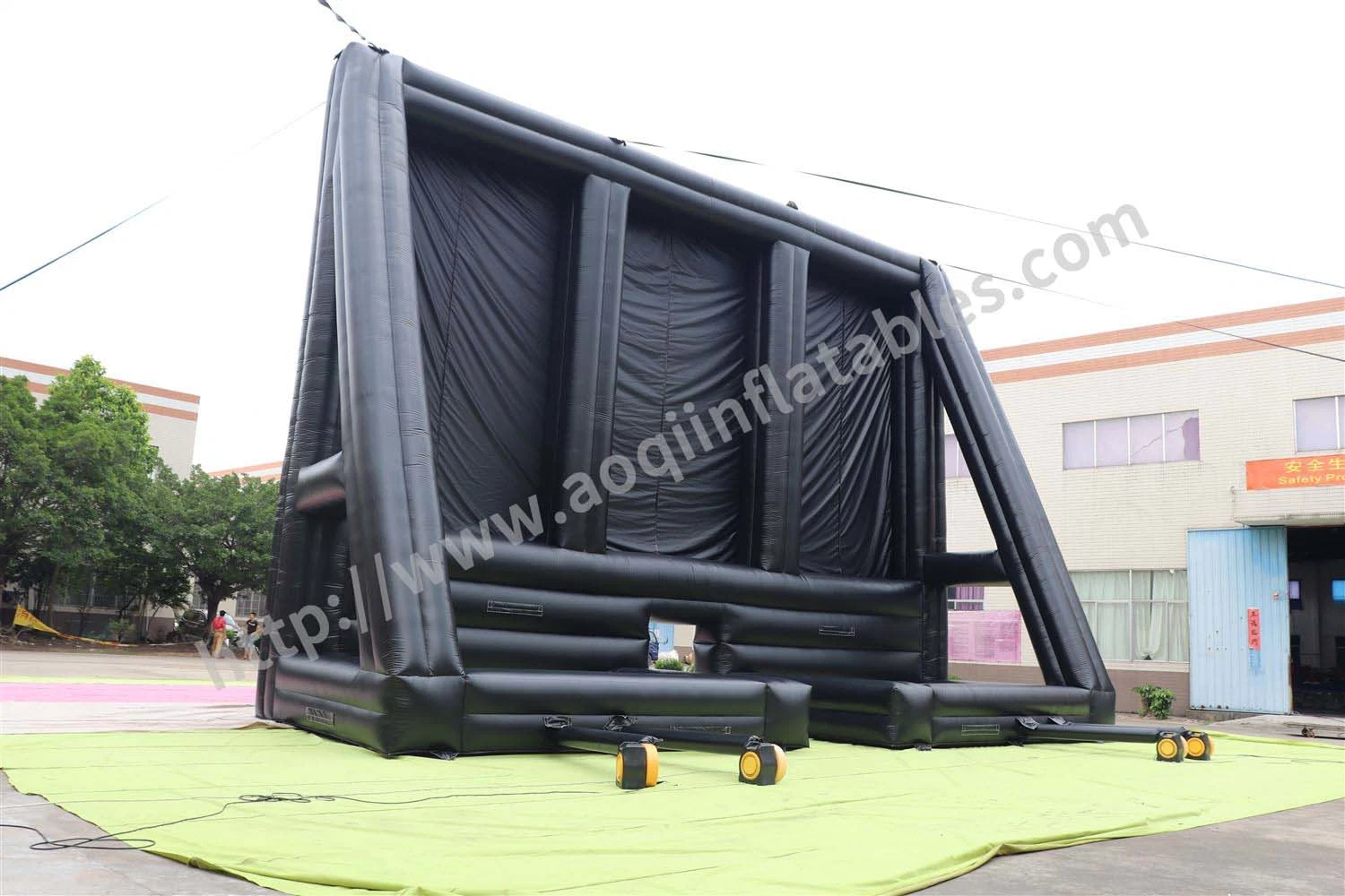 Inflatable Huge Black and White Screen (AQ6303)