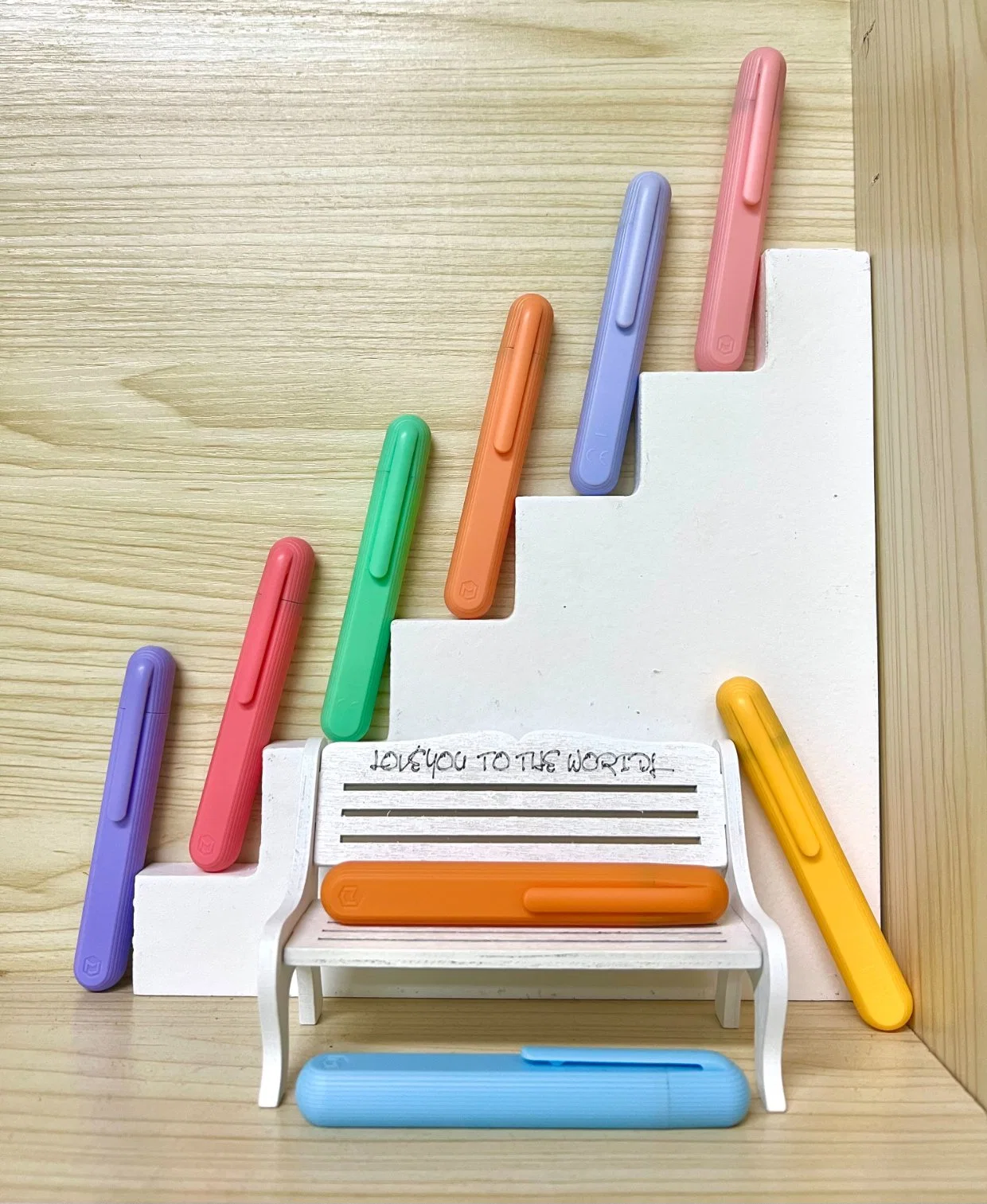 Großhändler Preis L4 0,99USD Einweg 600puffs Vape Pen tpd Mod System Vorbefüllter Stift