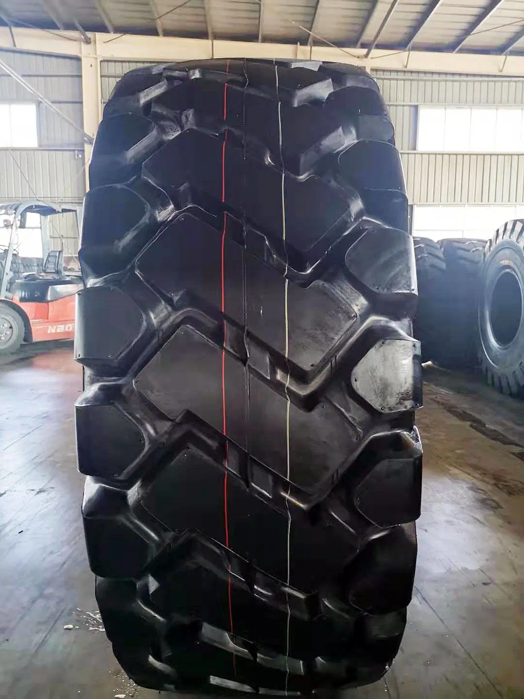 OTR Tyre, SUV, UHP Car Tire Radial TBR Truck Tires OTR Tire, Industrial Tyre. Forklift Tyre