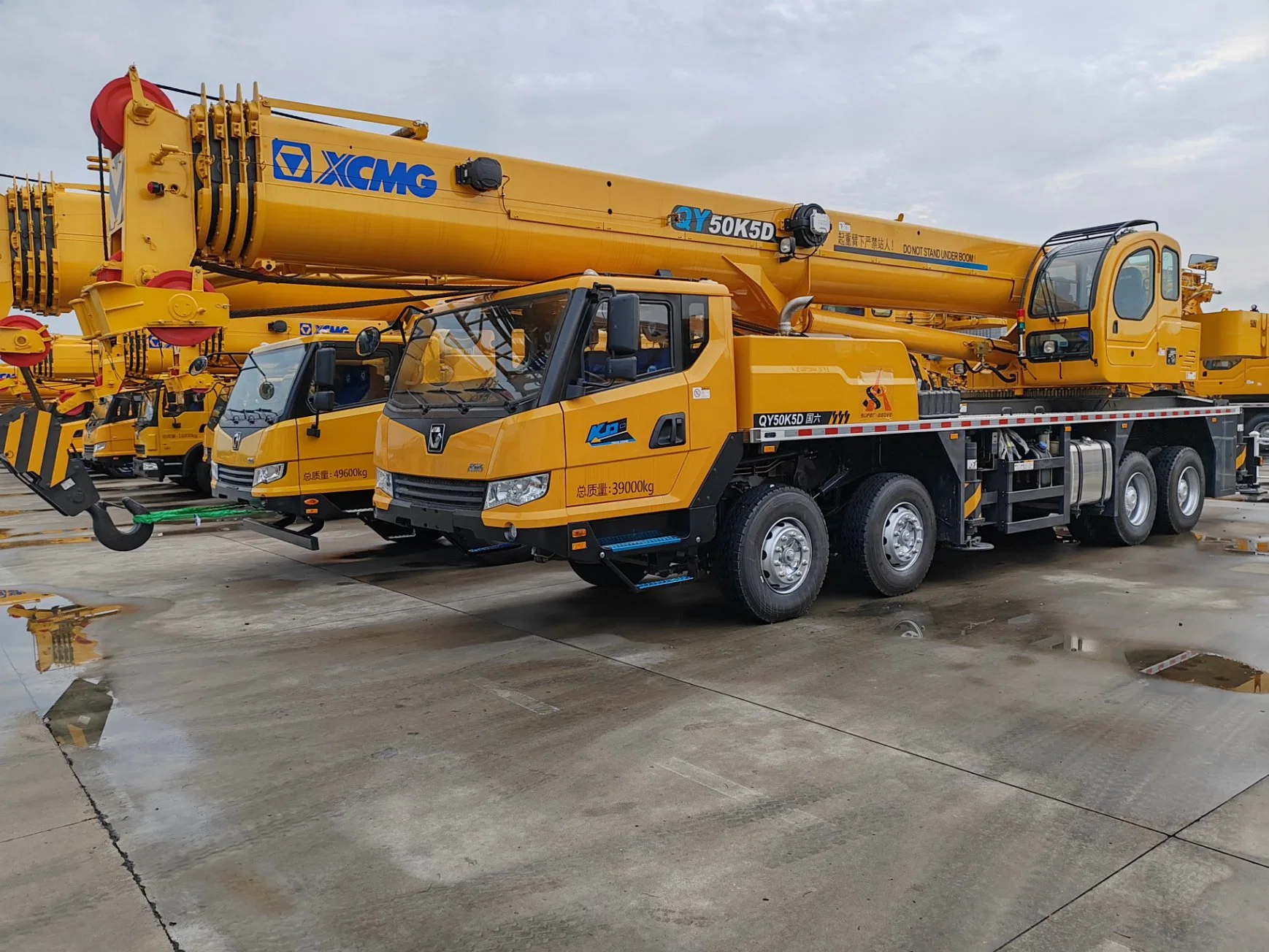 Super-Above Truck Crane, 100ton Truck Crane, 100ton All Terrain Truck Crane for Sale, 100t Hydraulic Mobile Crane with Spare Parts in Stock