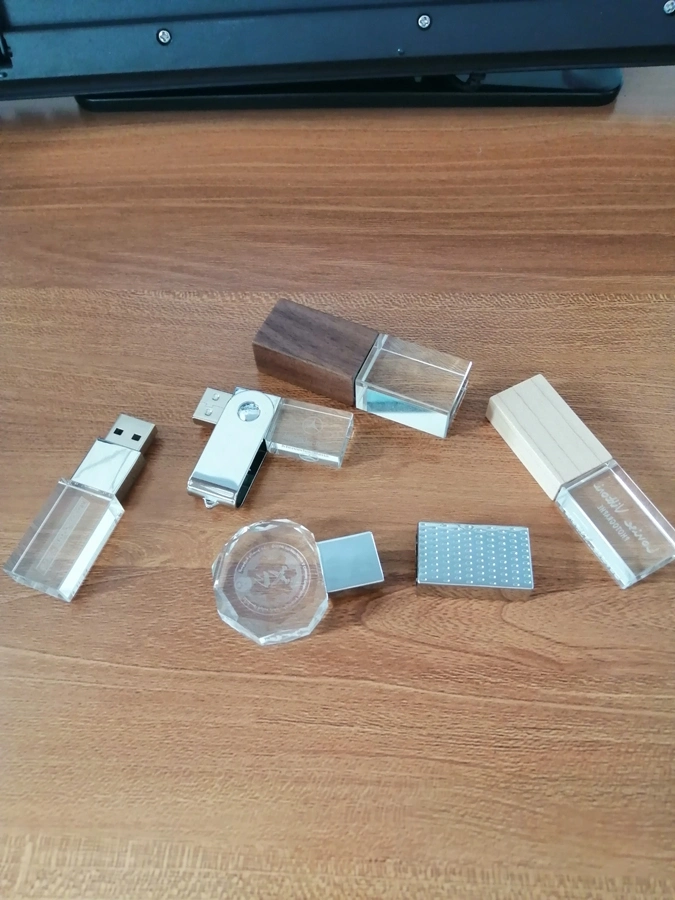 جديد 3D داخل نحت قرص كريستال يو الخشب USB محرك قلم الذراع