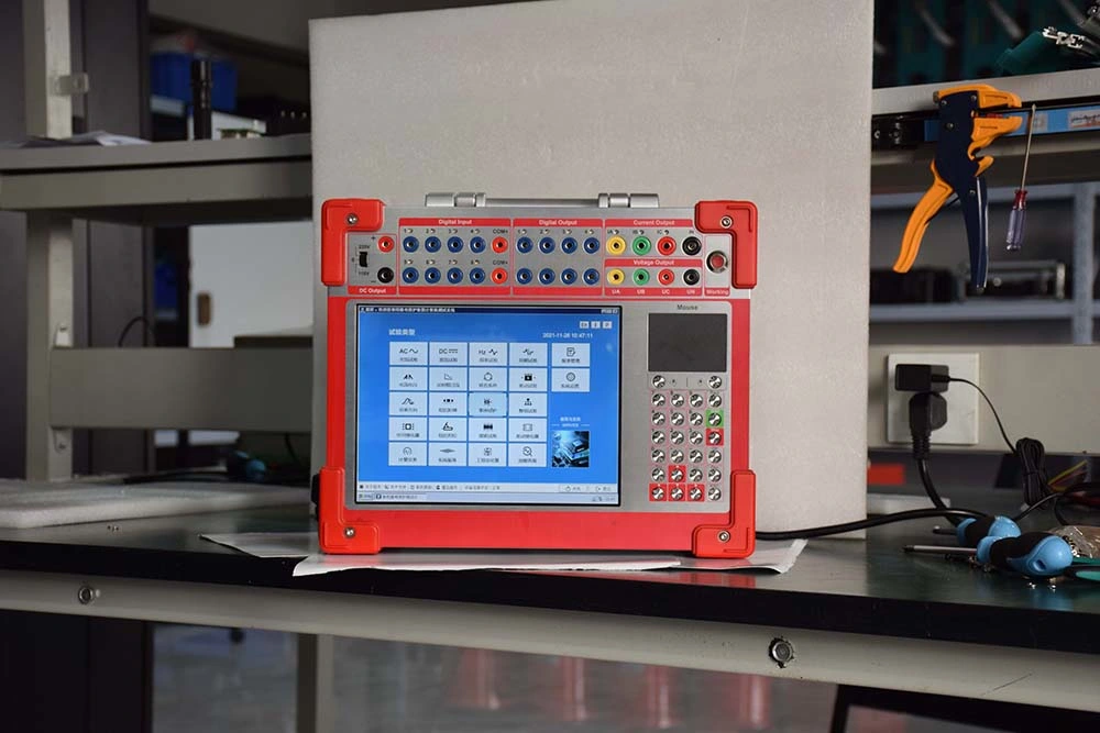 Sistema de potência trifásico de Equipamentos de Proteção Relay do Equipamento de Teste 40A corrente secundária Testador de injecção