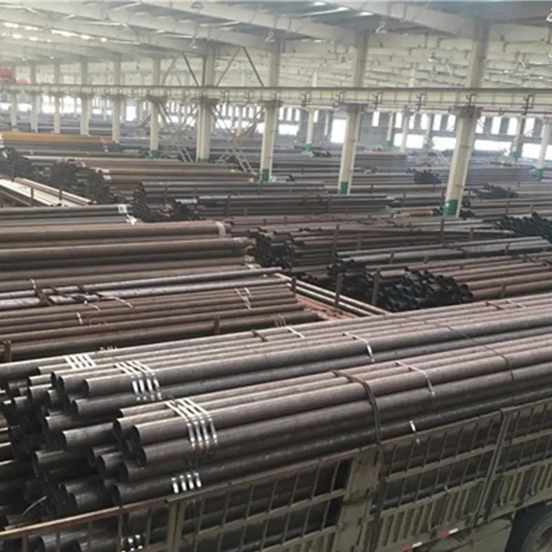 Carbon Seamless Steel Pipes ASTM A106 A53 A160 St37 St52 1020 Round Alloy Carbon Seamless Steel Pipe/Tube Carbon Steel Pipe Custom Size Steel Seamless