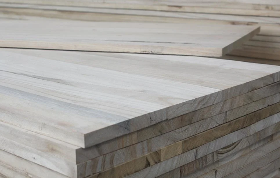 Supply Tung Wood Jigsaw Solid Wood Straight Jigsaw Log Jigsaw Board Tung Wood Plank Tae Kwon Do Board Wood Chips