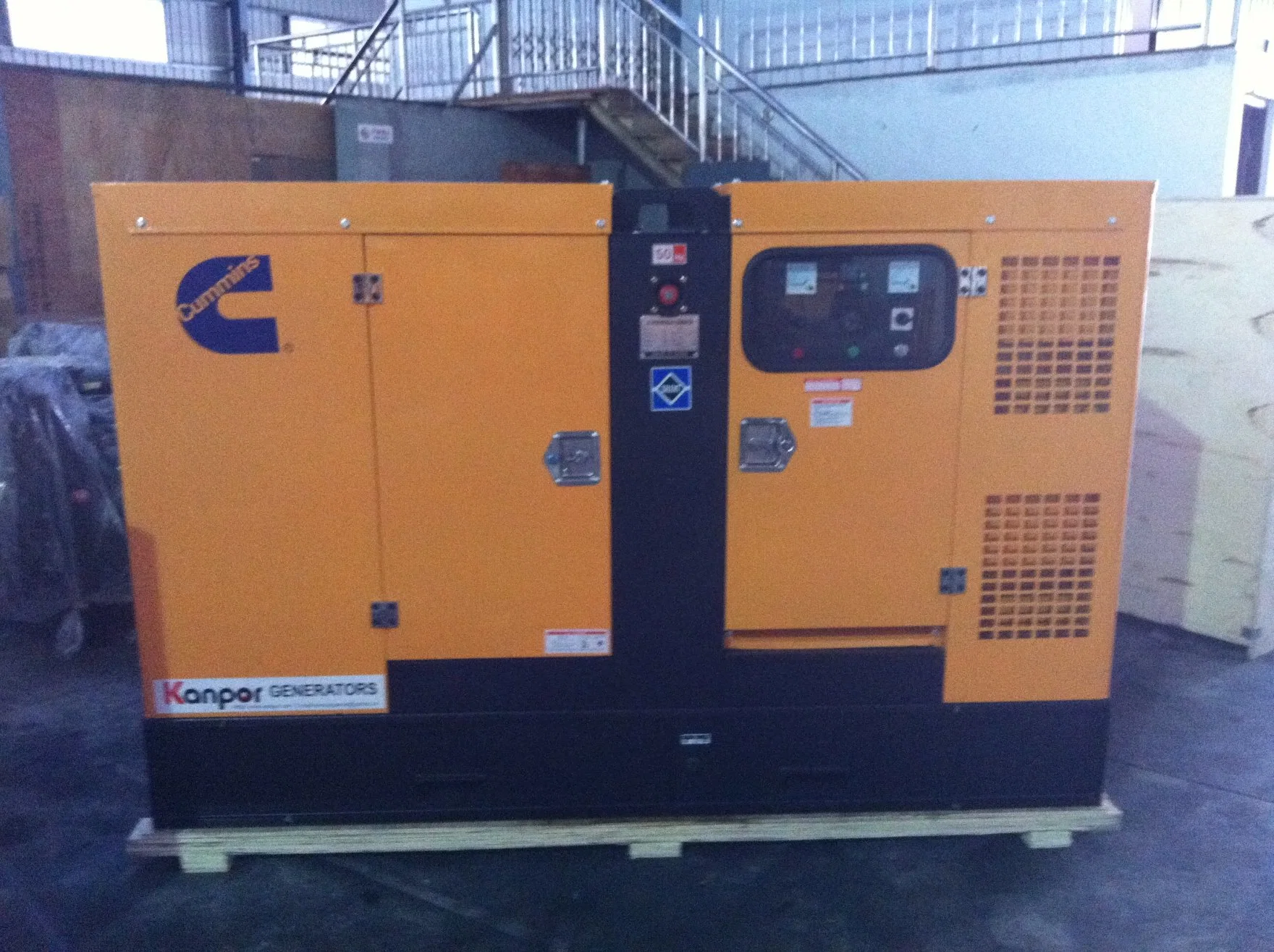 60kVA-1000kVA Shangchai Electric Silent Diesel Generator 4 Stroke Diesel Engine Genset