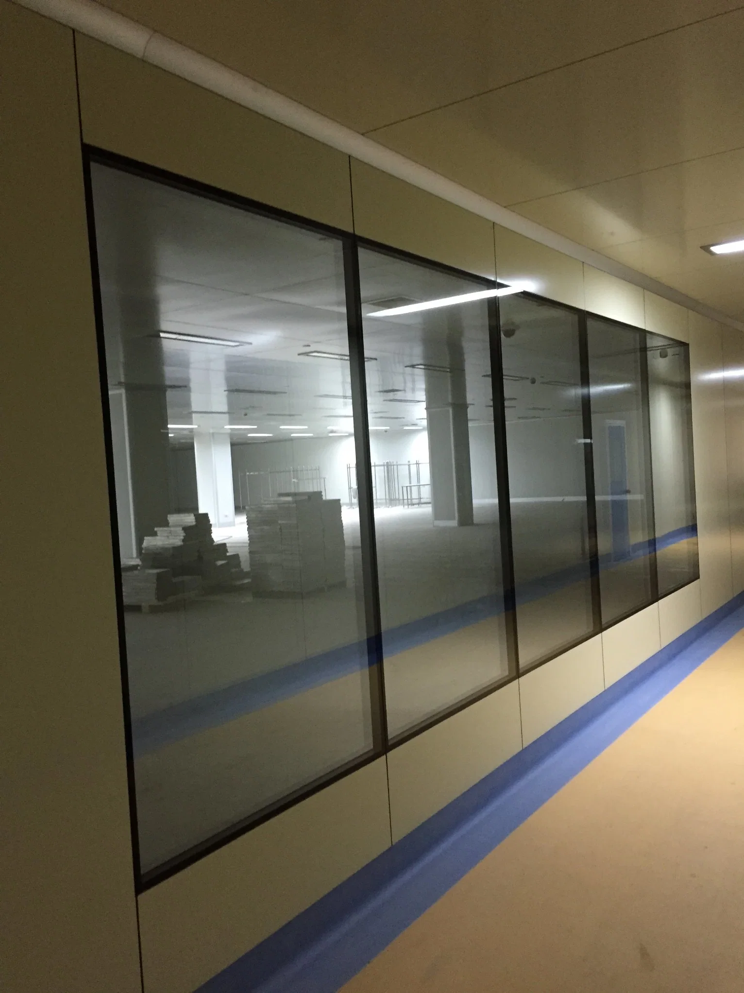 Hollow Double Tempered Glass Clean Windows Used for Contemporary Hospital