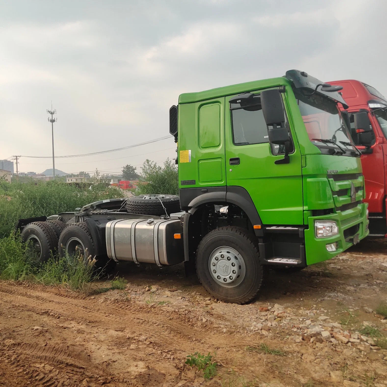 Sinotruk HOWO Nueva 6X4 IZD camión tractor 371CV de potencia principal de la cabeza de camiones en venta