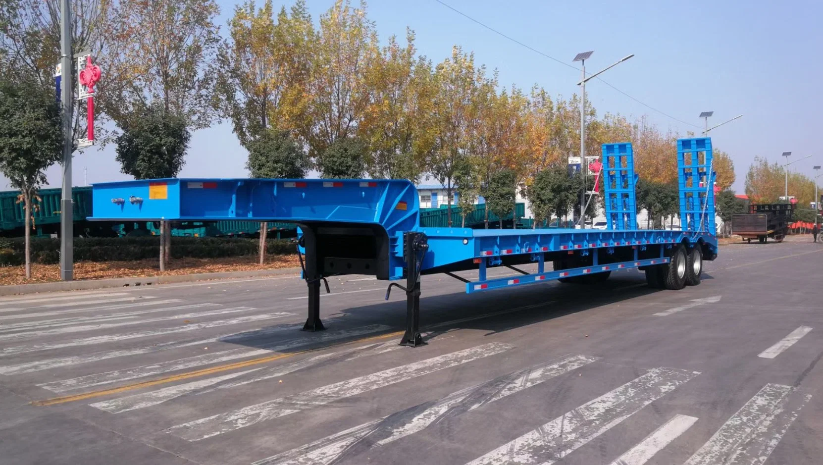 Главный мост машины 2 3 4 60 80 тонн 100 Ton Heavy Duty Gooseneck lowboy Lowbed Truck Semi Trailer for Продажа