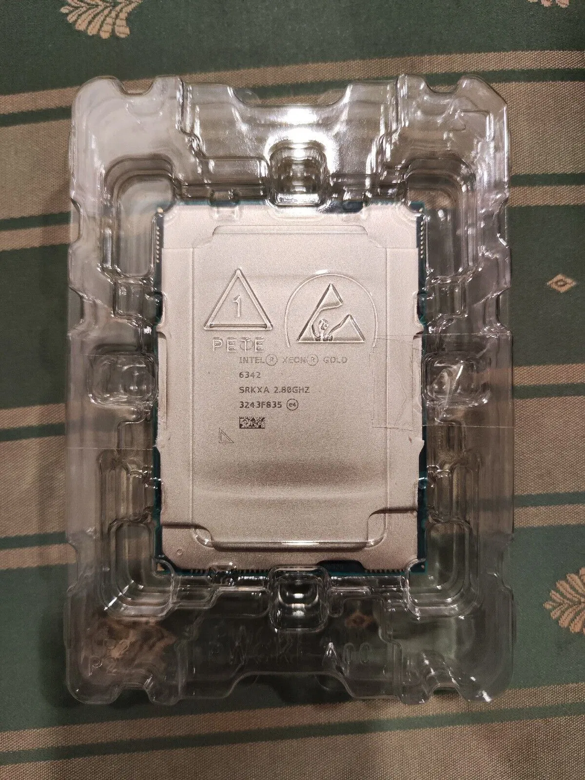 Intel Srkxa DELL Pwgkf Xeon Gold 6342 2.8GHz 24-Core Processor