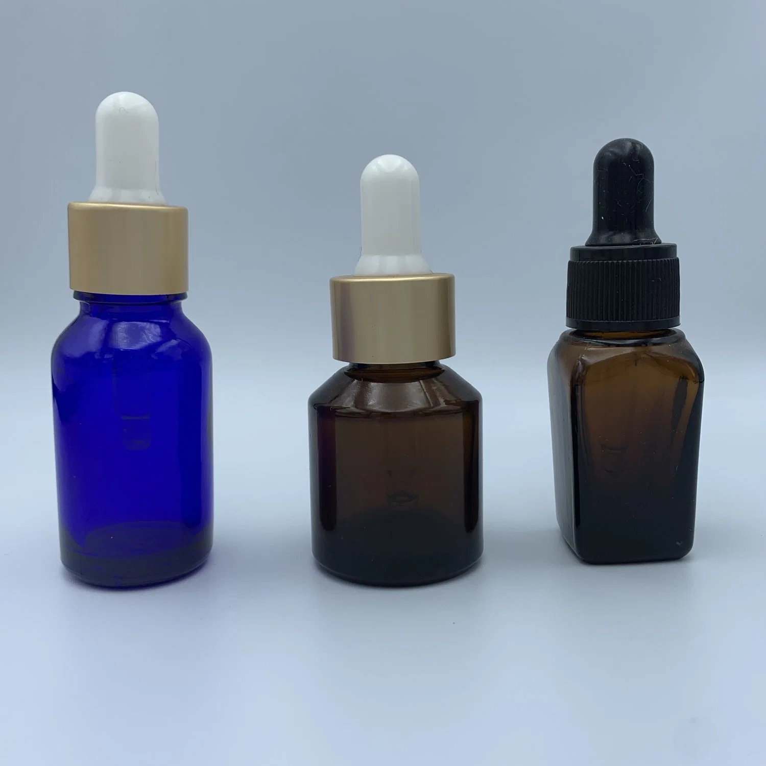 Compte-gouttes pour flacon en verre ambré de 10 ml, 20 ml, 30 ml, 50 ml et 100 ml.