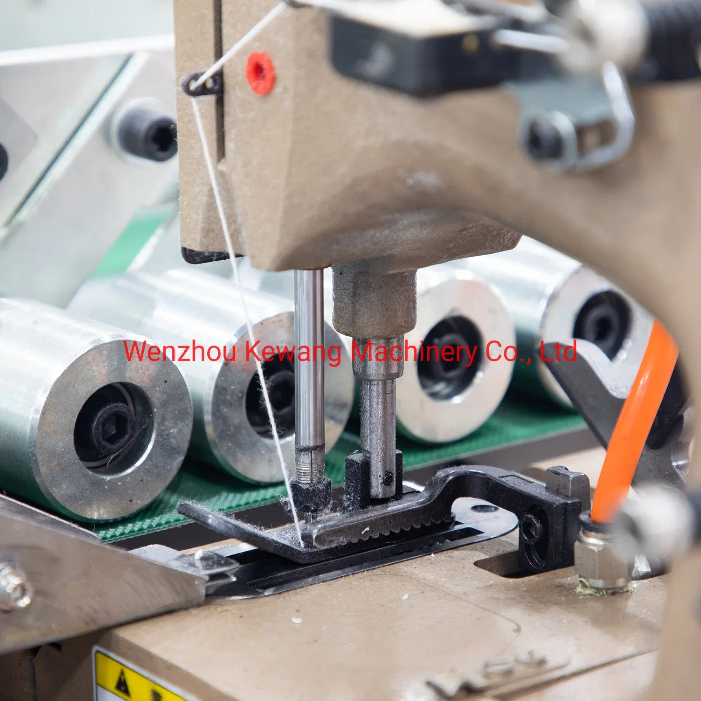 Automatic Heat Cutting and Sewing for PP Woven Bag Making Machine