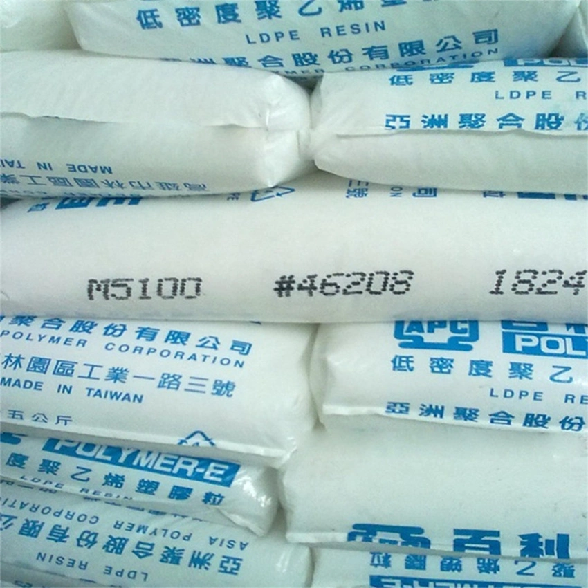 Low Denstite Film Grade Virgin Raw LDPE Ld165 Sinopec Plastic Granules for Film and Pipe