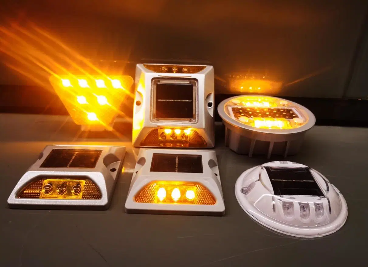 IP68 carretera Solar LED Luces de Carretera Autopista Espárrago Marca de carretera