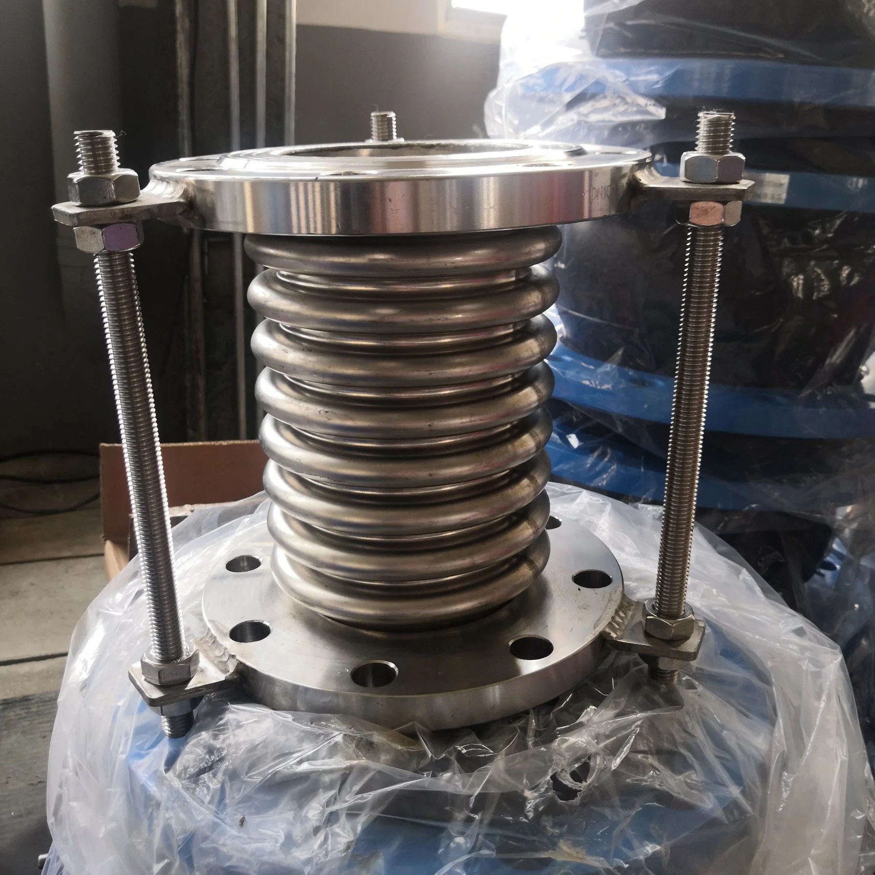 Stainless Steel Flange Flexible Metal Bellows Pipe Expansion Joint Dismantlable