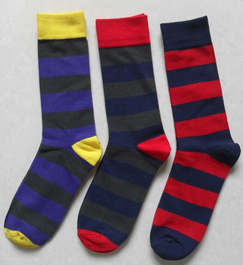 Wholesale/Supplier Price Men&prime; S Knee High Crew Socks