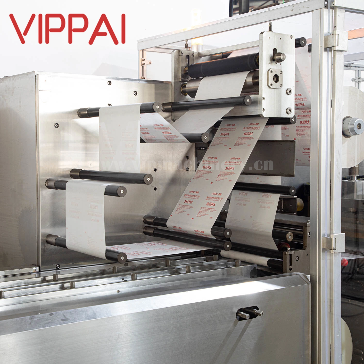 Vippai Full Automatic Roll Baby Wet Wipe Tissue Making Machine Price