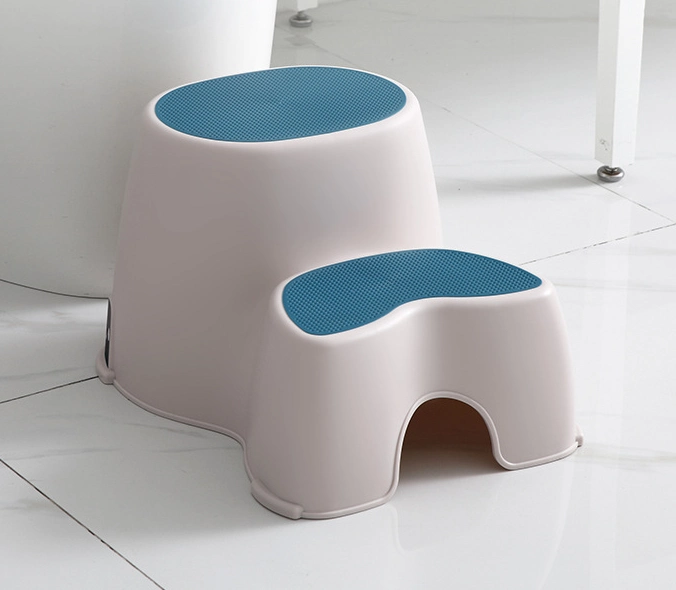 Mobilier de maison Mobilier pour enfants Pliable Portable en plastique antidérapant pour enfant Marchepied pour tout-petit Escalier Tabouret à deux marches