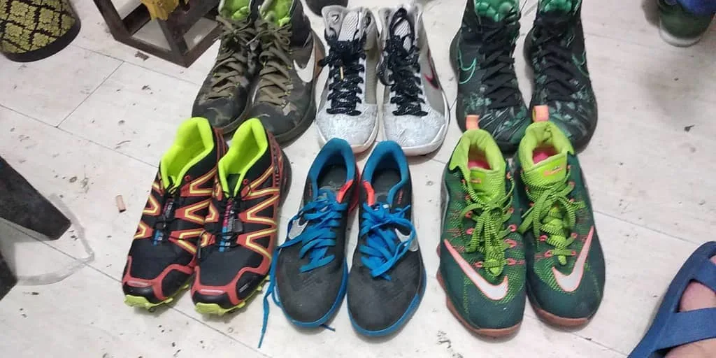 Colorful Used Shoes in China