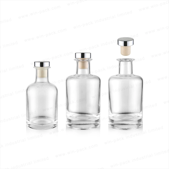 Special Shape Glass Lotion Bottle Wholesale with Bakelite Stopper Shiny Sliver Cap Mould Glass Bottle Serum Bottle Packaging Glass Cosmetic Bottle