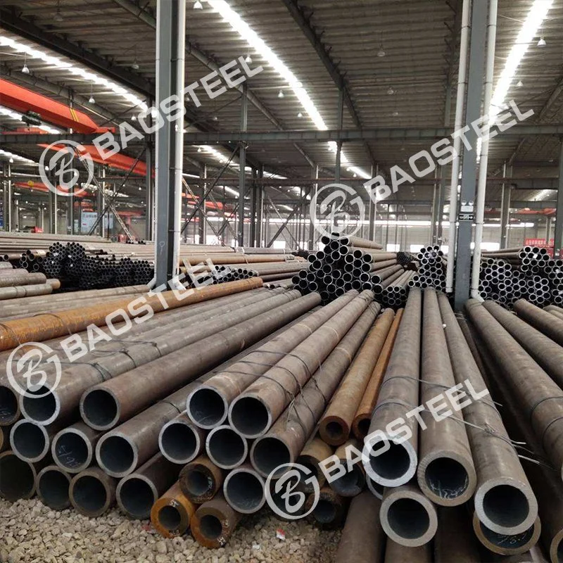 La norme ASTM A355 P11/P12 /P22 tuyaux sans soudure en acier allié pour l'alimentation haute pression de l'usine de la corrosion Tube en acier au carbone