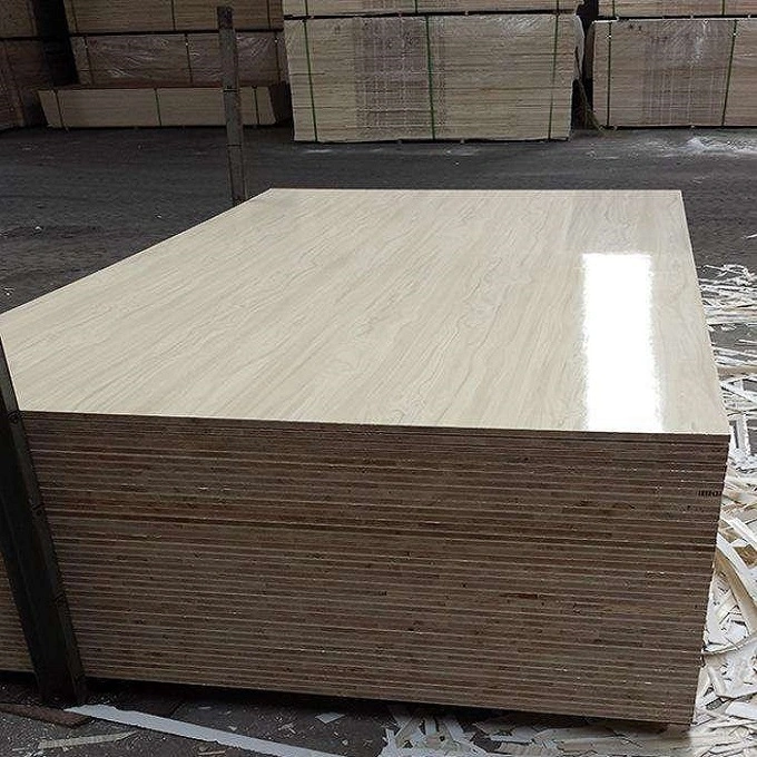 Veneer Birch/Pine Film Commercial Plywood Wood Furniture