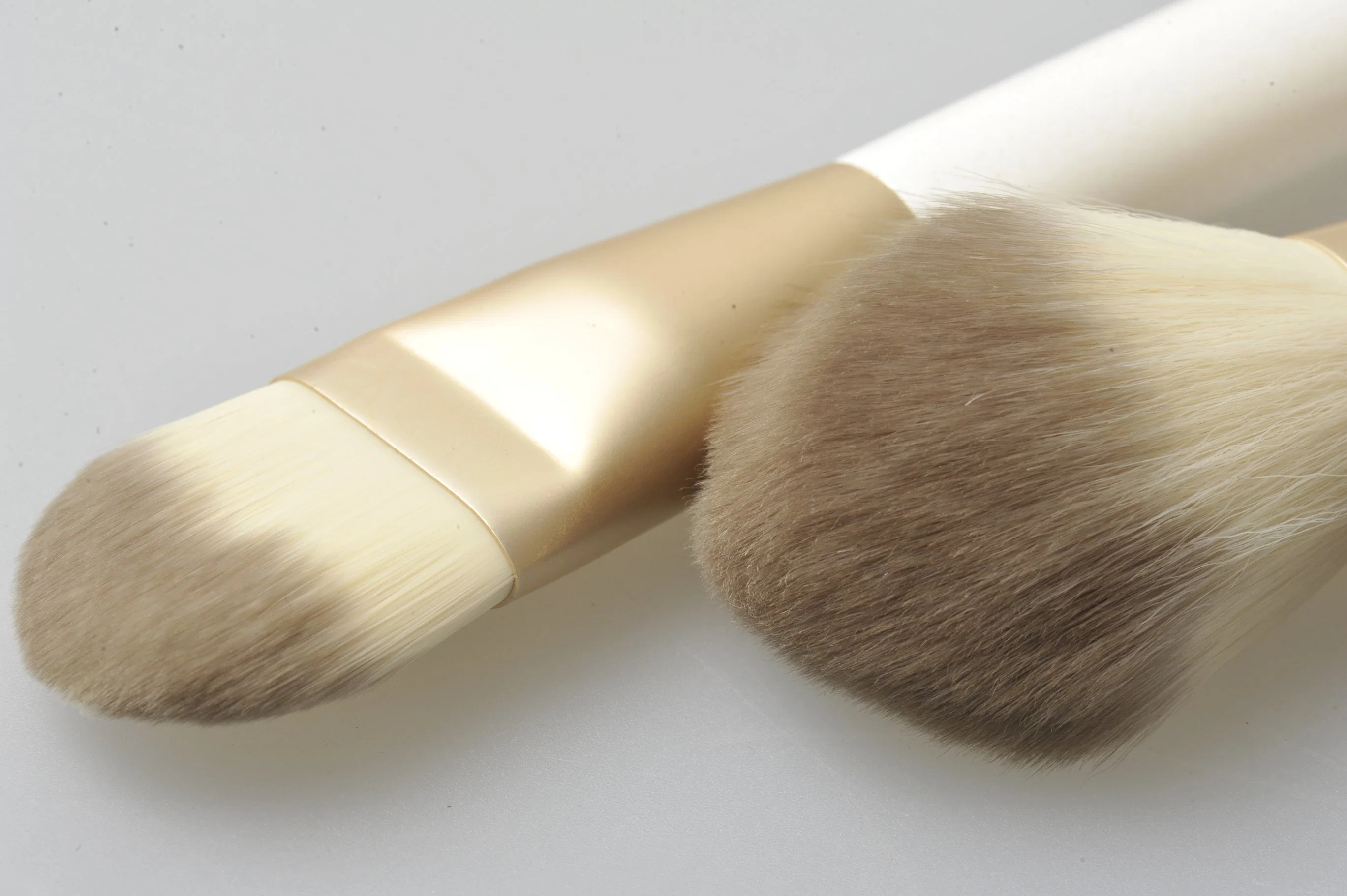 14PCS Megnetic Kosmetikpinsel Set mit Private Label Premium Synthetic Haar Make-up Pinsel