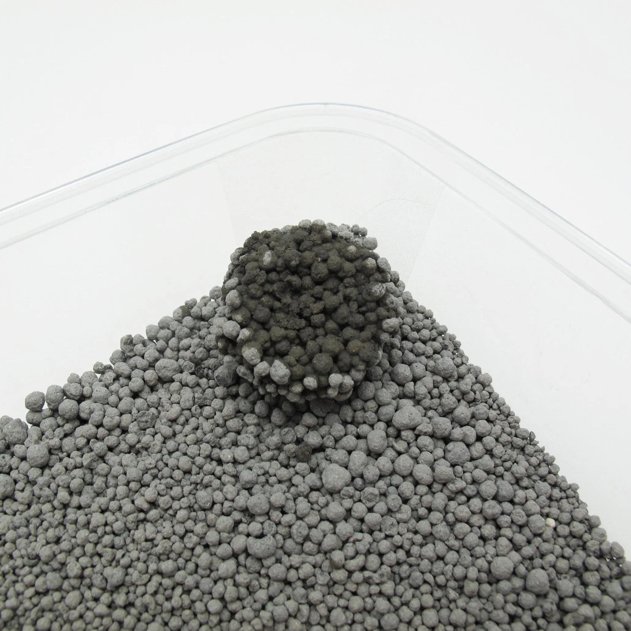 والروائح الكريهة للبول سريعة الامتصاص يسهل سفنها بمقدار 4 مم من الكربون النشط كرة الرمال 0.5-2mm Bentonite الطين المعادن الرمال Cat المراحيض منتج