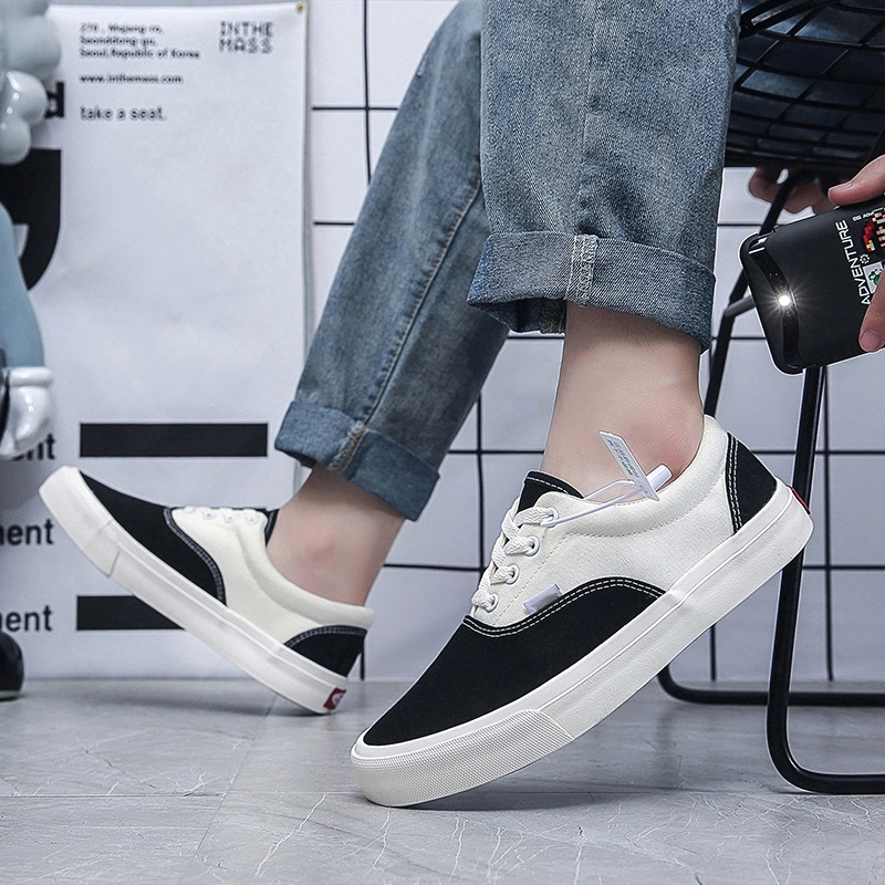 Fashion Men Black White Color Matching Walking Style Vulcanized Shoes