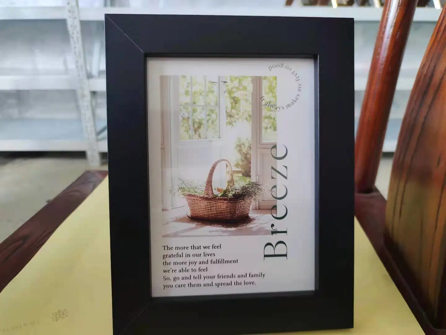 New Design Best Quality of Wooden Photo / Picture Frame