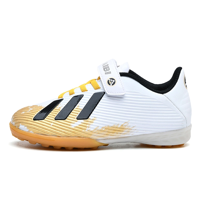 Hot Selling chaussures de football respirantes et non-Slip Sneakers de sport d'extérieur pour femmes Chaussure de football de marque