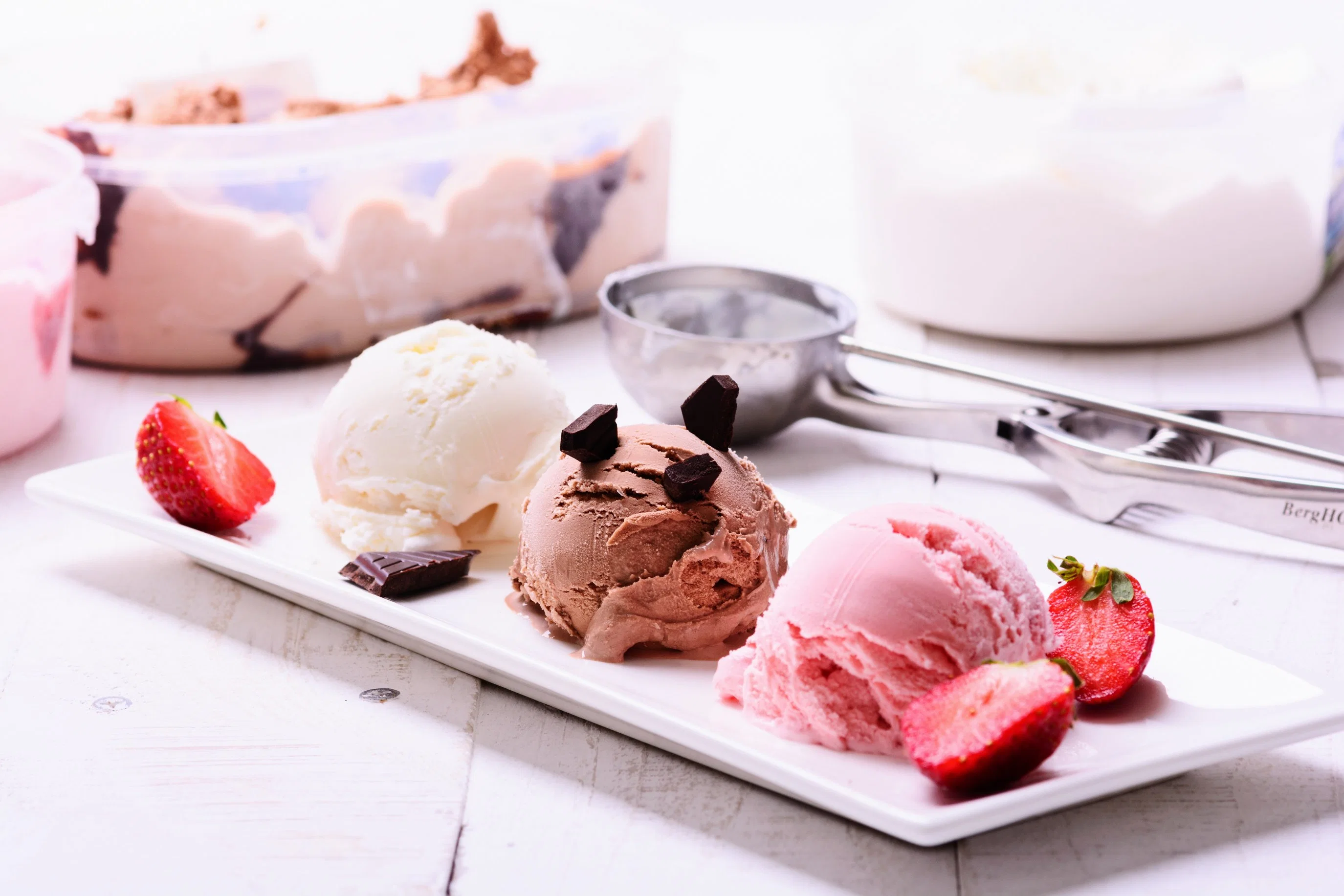 Powder, Compound Emulsifying Thickener Used in Ice Cream, Food Additive