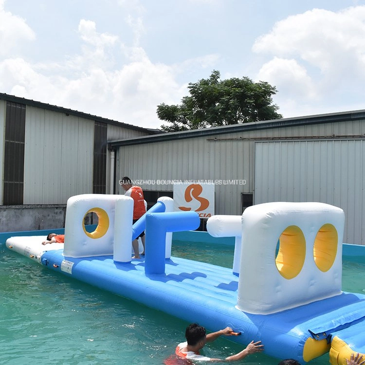 Parc de l'eau Jouets gonflables pour un usage commercial de 6 M d'obstacles de l'été parc flottant