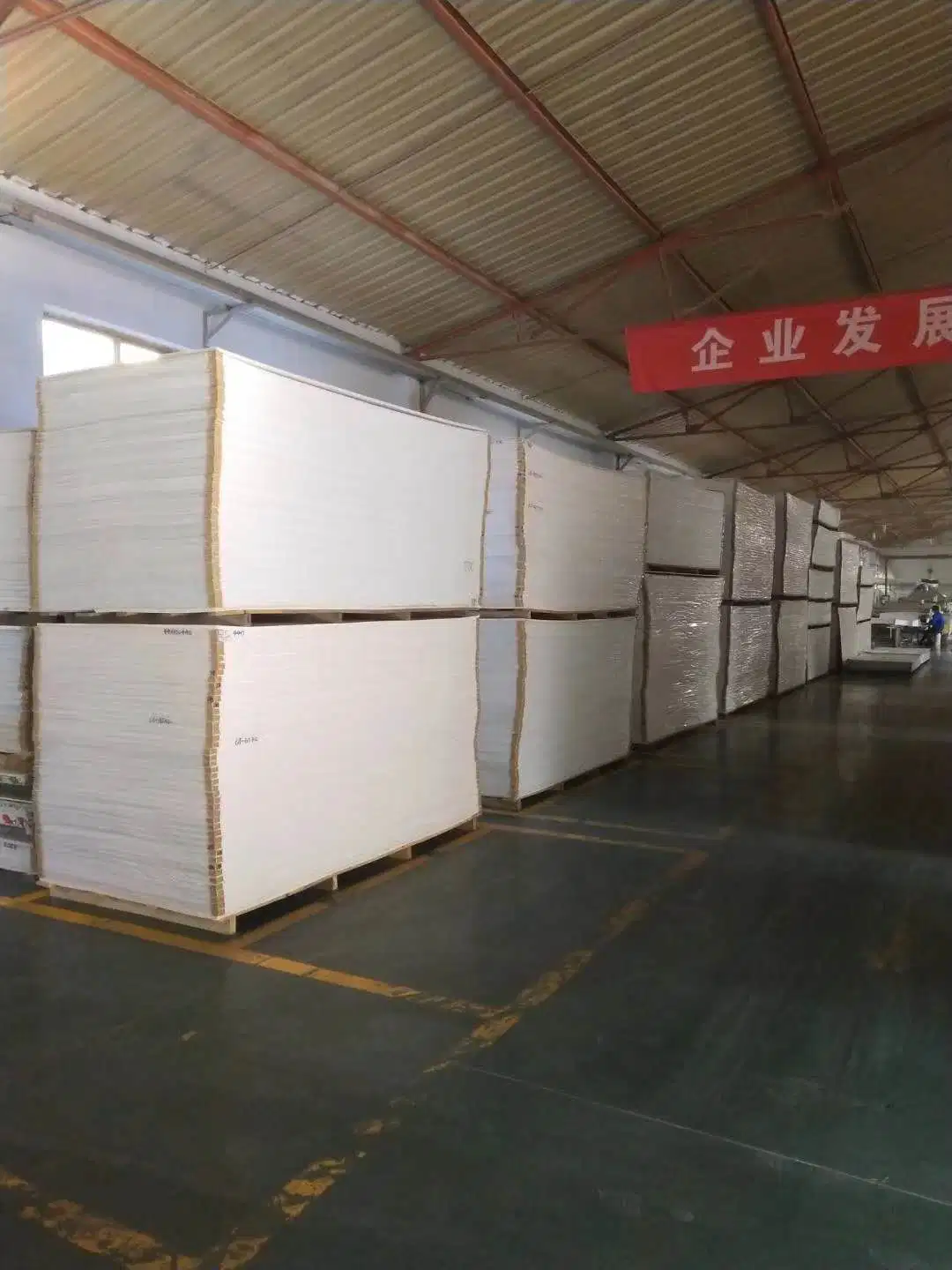 High Density Colored 4X8feet PVC Foam Sheet/Board for Printing, Decoration and Furniture